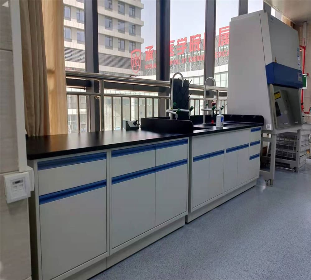 承德醫(yī)學(xué)院附屬醫(yī)院(圖7) 承德醫(yī)學(xué)院附屬醫(yī)院(圖7)