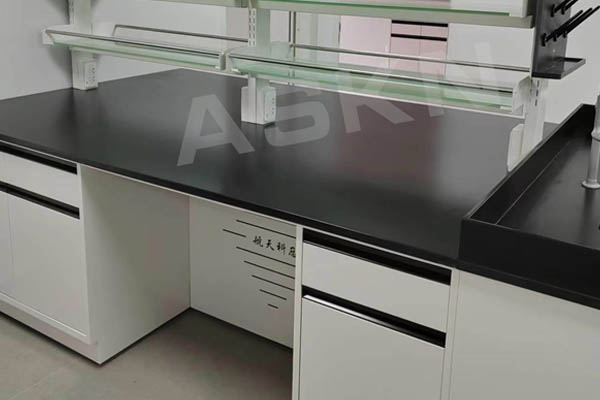標準全鋼實驗臺定做要求有哪些？