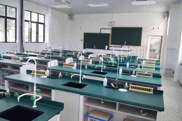 初中化學(xué)實驗室制取氧氣的方法