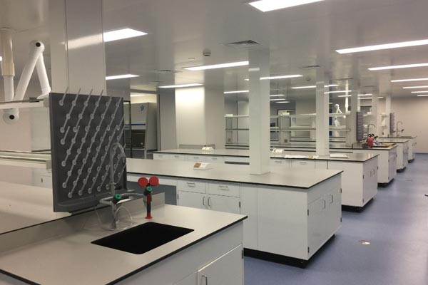 實(shí)驗(yàn)室設(shè)計(jì)和建設(shè)指南哪個(gè)好？